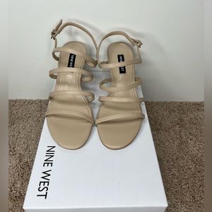 NWT Women’s Nine West Tan Heels